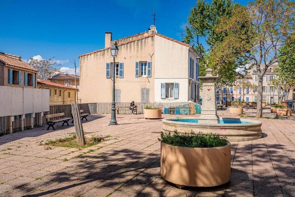 Appartement 5*, Climatise, Avec Terrasse Au Quartier Le Panier Marseille Eksteriør bilde